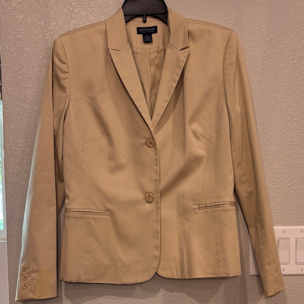 Ann Taylor Classic Beige Blazer